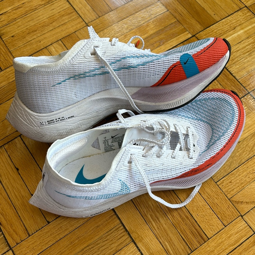 Nike ZoomX Vaporfly Size 7 - EU 38